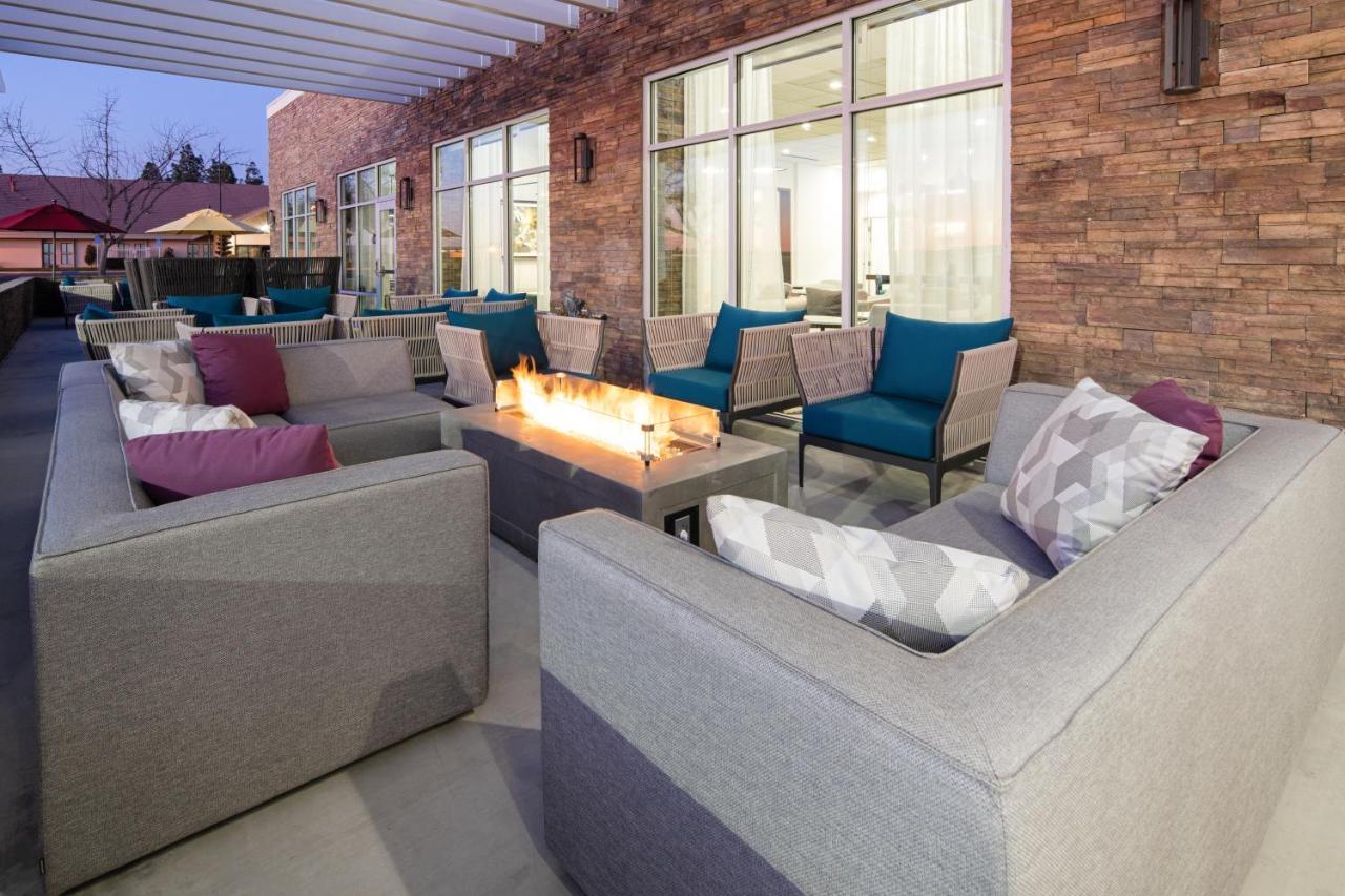 Hyatt Place Бейкерсфілд Екстер'єр фото