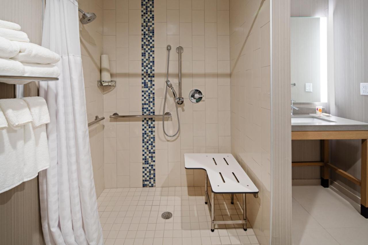 Hyatt Place Бейкерсфілд Екстер'єр фото